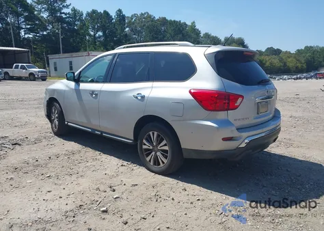 2017 Nissan Pathfinder Sv z USA, uszkodzony, nr VIN 5N1DR2MM5HC663568